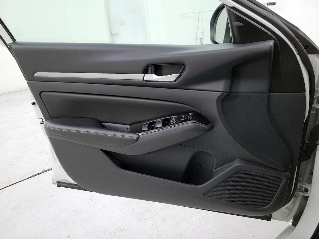 used 2023 Nissan Altima car, priced at $18,998