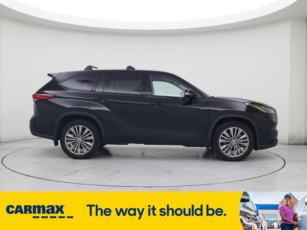used 2021 Toyota Highlander car, priced at $44,998