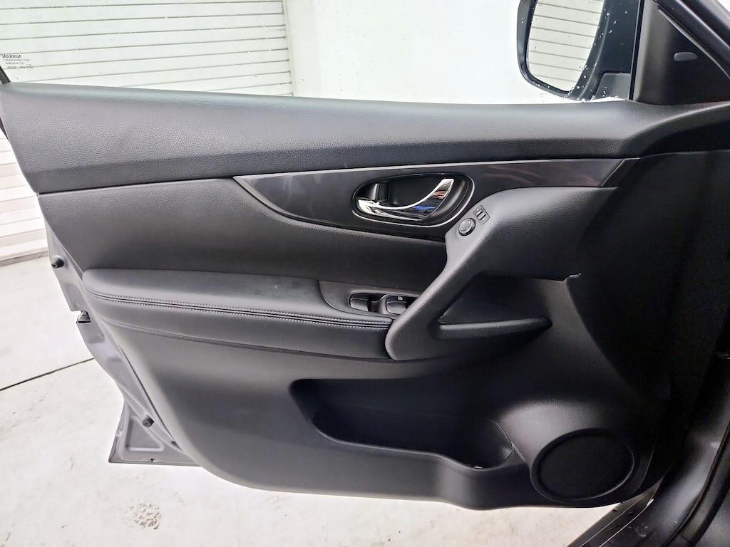 used 2017 Nissan Rogue car, priced at $13,599