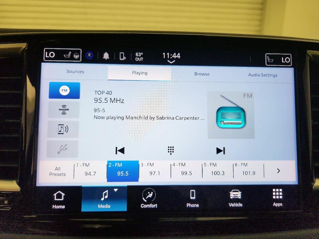 used 2023 Chrysler Pacifica car, priced at $26,998