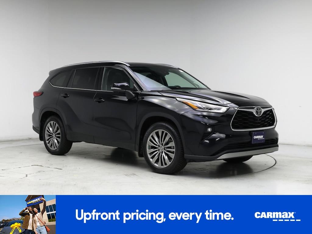 used 2021 Toyota Highlander car, priced at $38,998