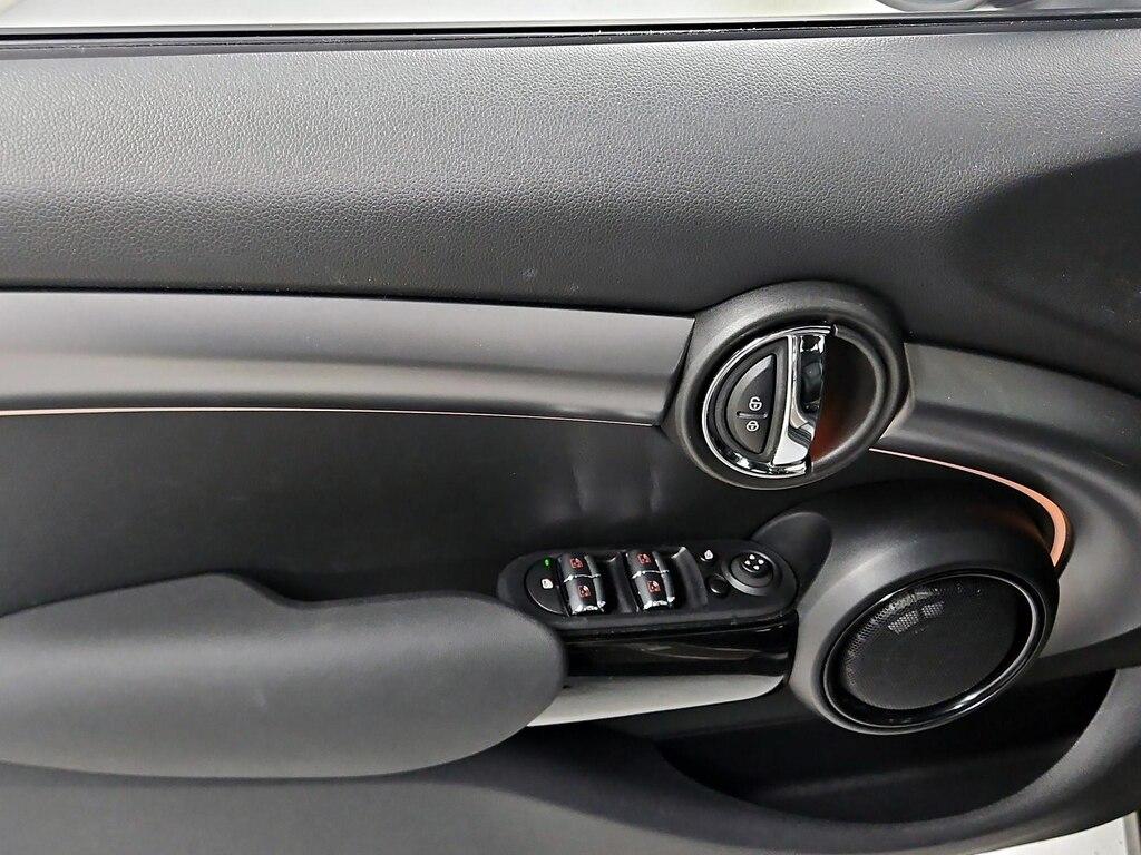 used 2023 MINI Hardtop car, priced at $28,998