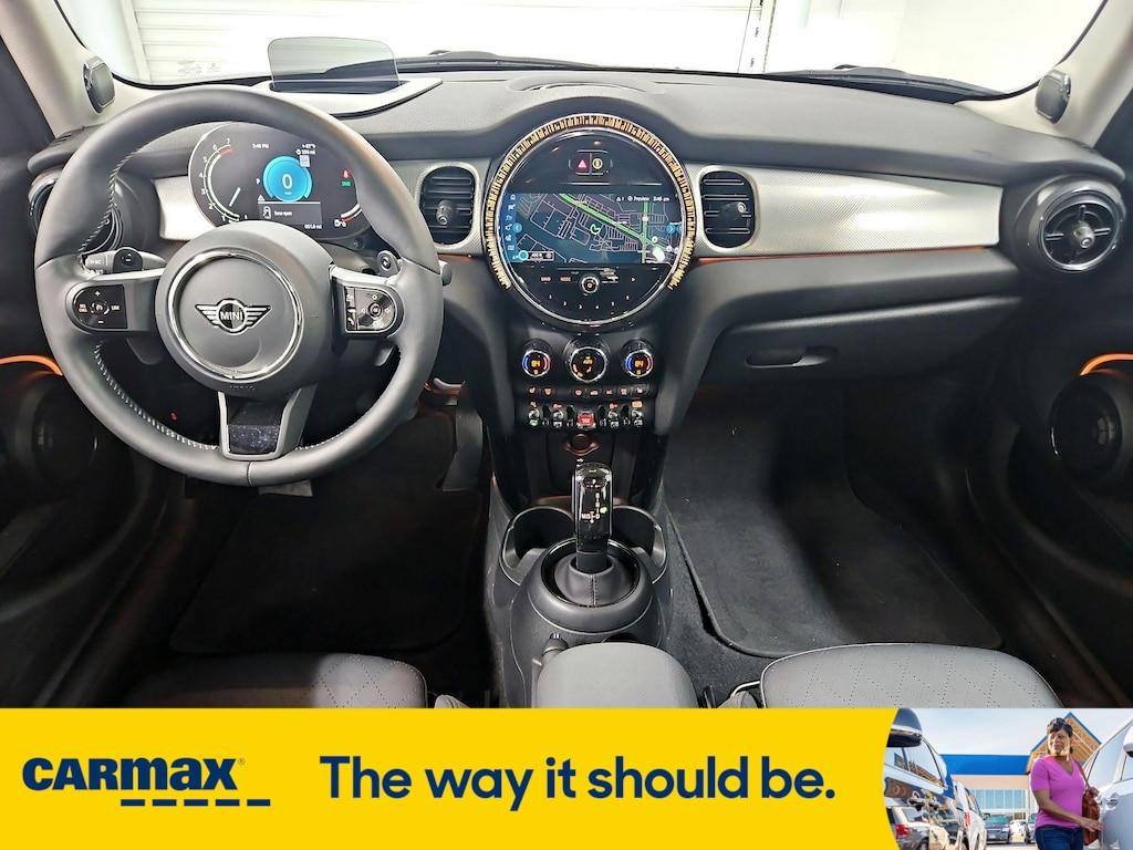 used 2023 MINI Hardtop car, priced at $28,998