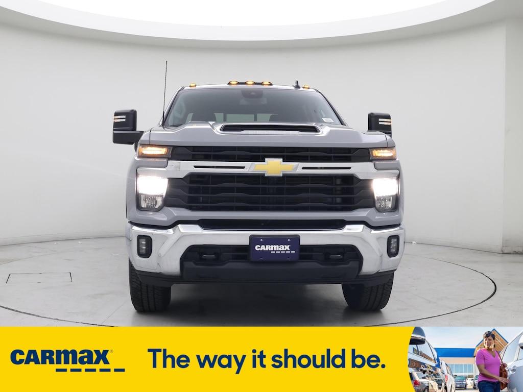 used 2024 Chevrolet Silverado 3500 car, priced at $61,998