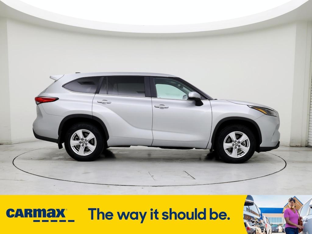 used 2023 Toyota Highlander car, priced at $29,998