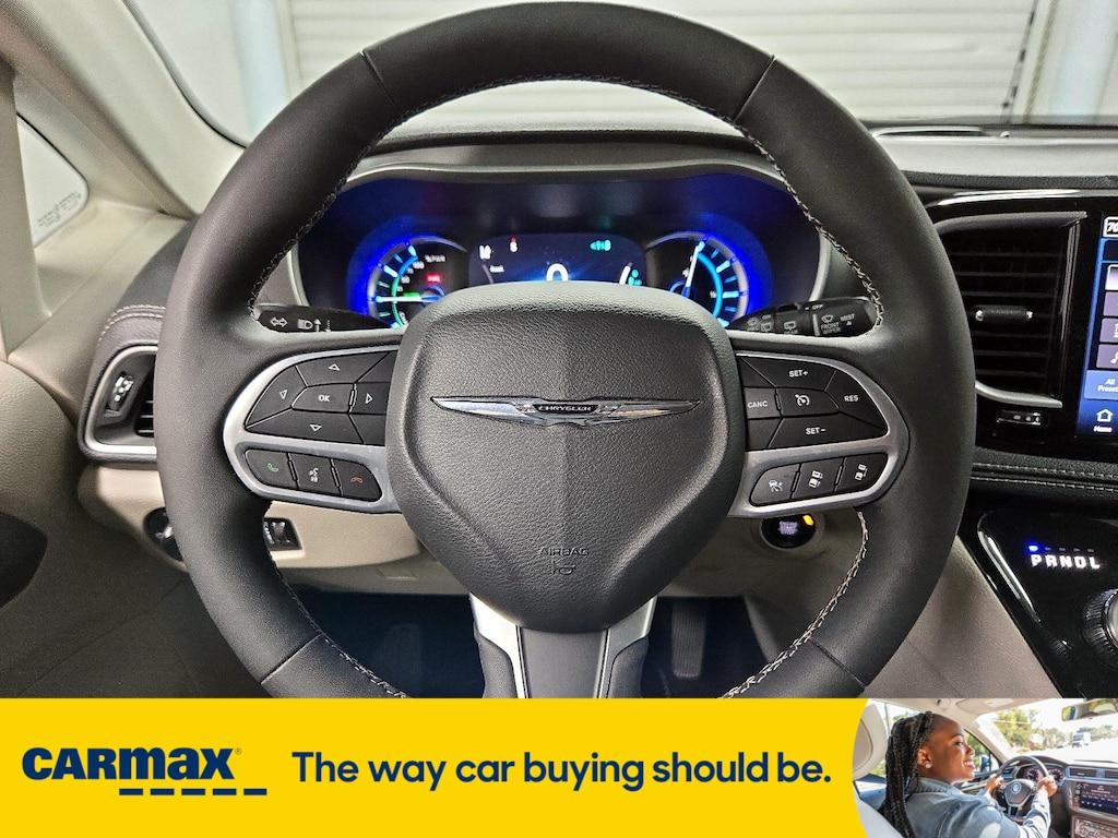 used 2024 Chrysler Pacifica Hybrid car, priced at $36,998