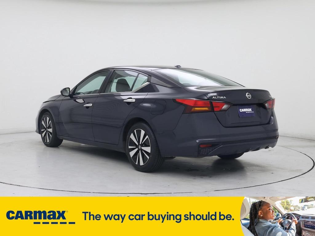 used 2022 Nissan Altima car, priced at $17,998