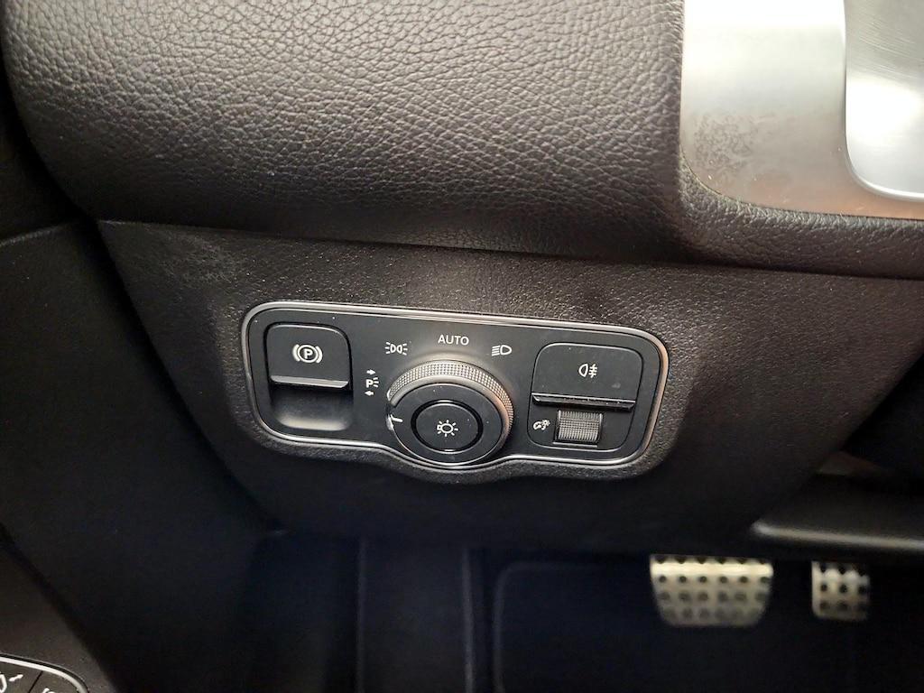 used 2022 Mercedes-Benz GLB 250 car, priced at $30,998