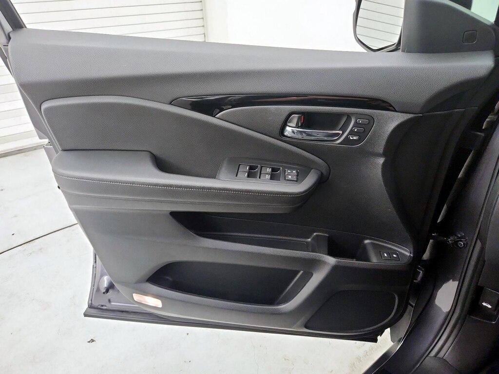 used 2021 Honda Passport car, priced at $28,998