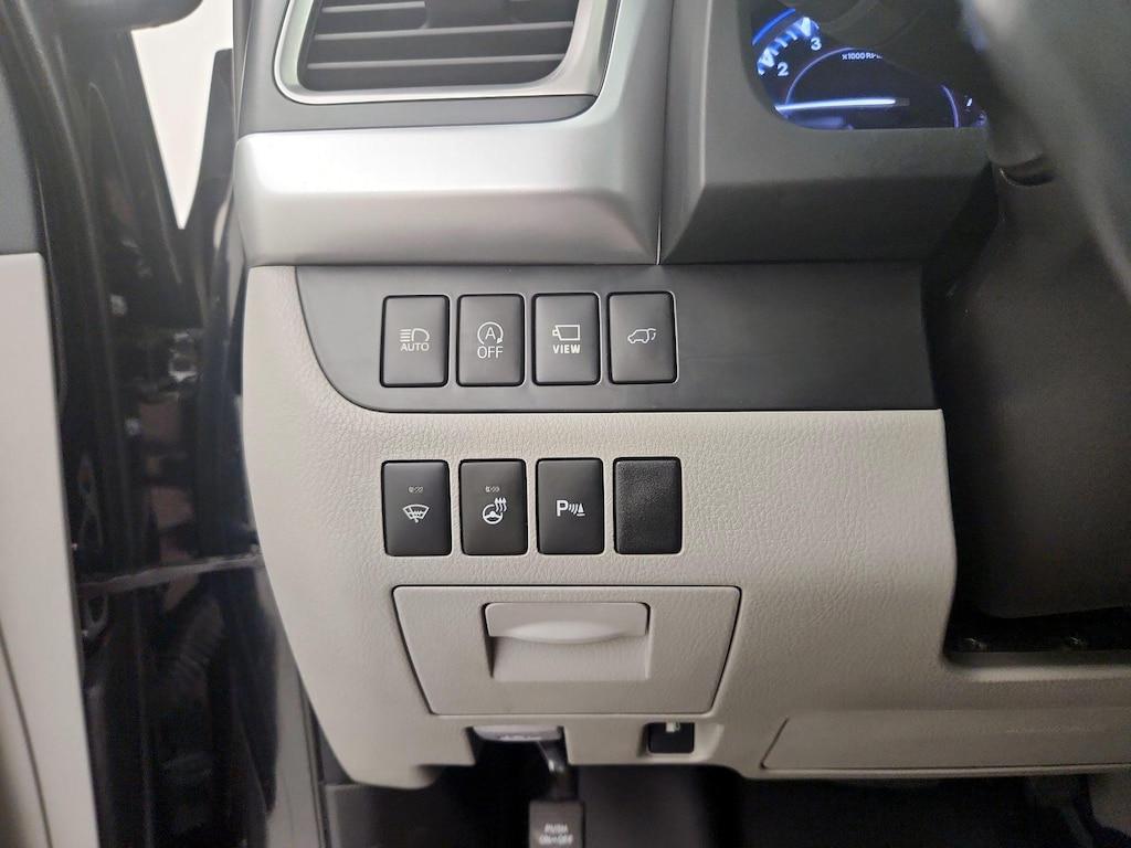 used 2018 Toyota Highlander car, priced at $32,998