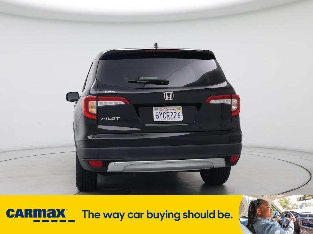 used 2021 Honda Pilot car, priced at $27,998