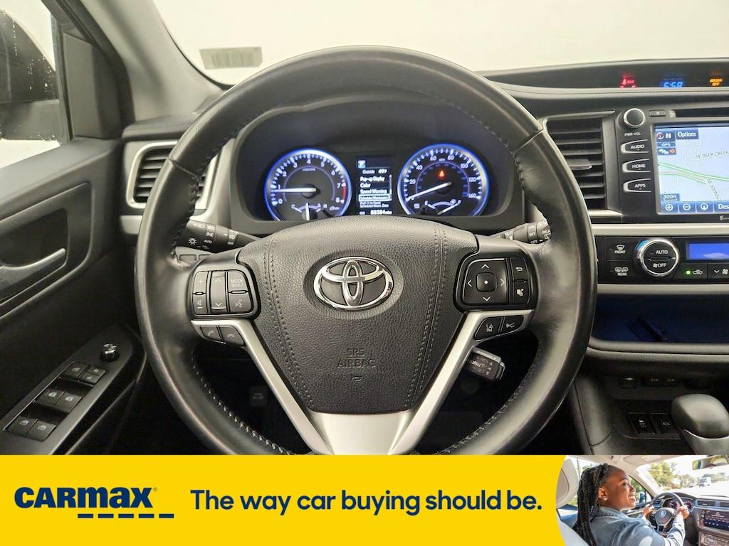used 2018 Toyota Highlander car, priced at $26,998