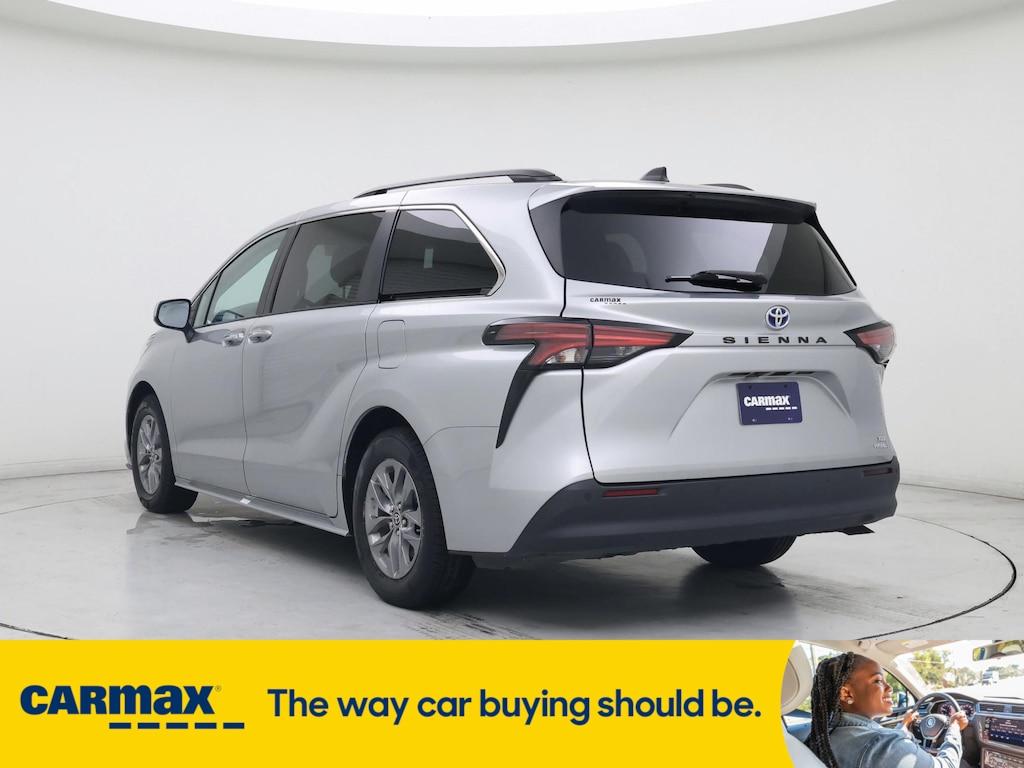 used 2022 Toyota Sienna car, priced at $38,998