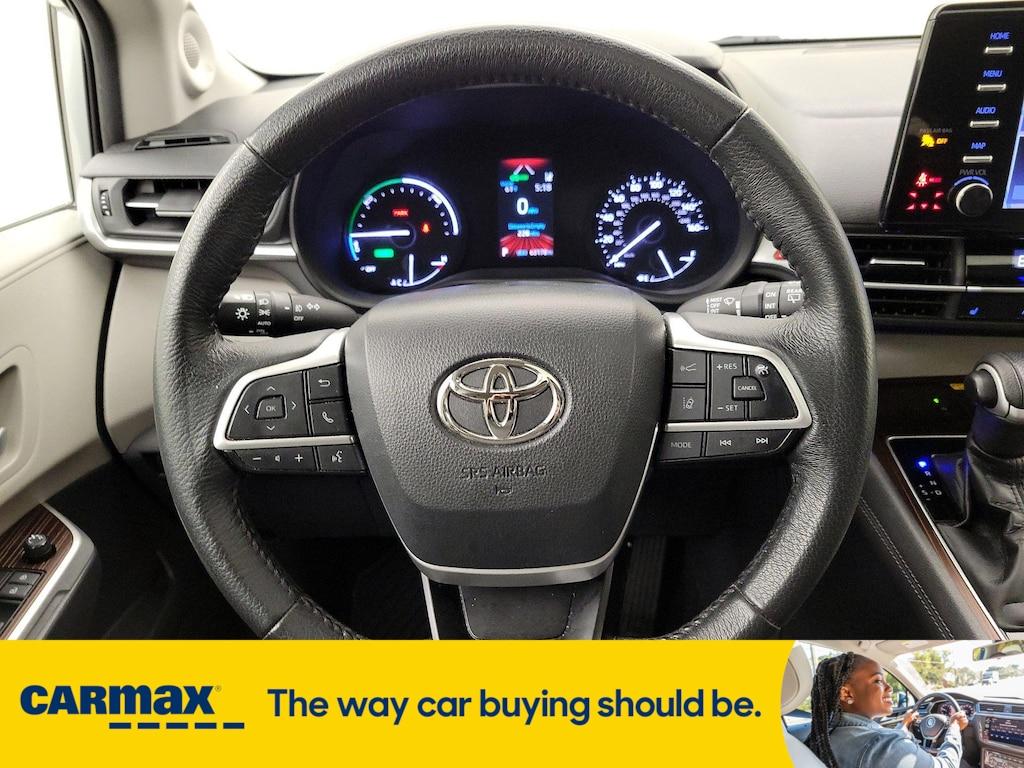 used 2022 Toyota Sienna car, priced at $38,998