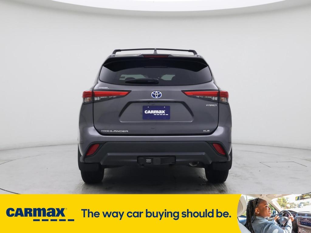used 2021 Toyota Highlander Hybrid car, priced at $44,998