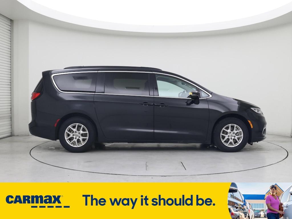 used 2022 Chrysler Pacifica car, priced at $24,998