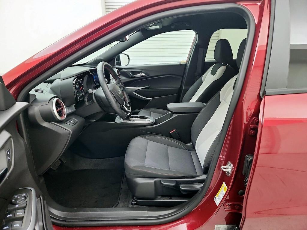 used 2025 Chevrolet Trax car, priced at $22,998