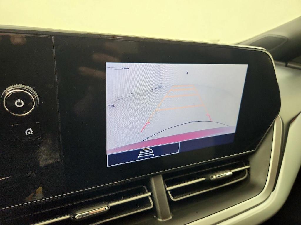 used 2025 Chevrolet Trax car, priced at $22,998