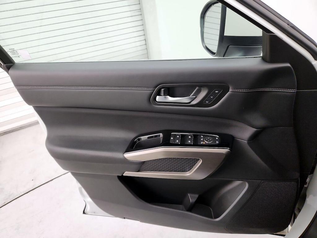 used 2023 Nissan Pathfinder car, priced at $39,998