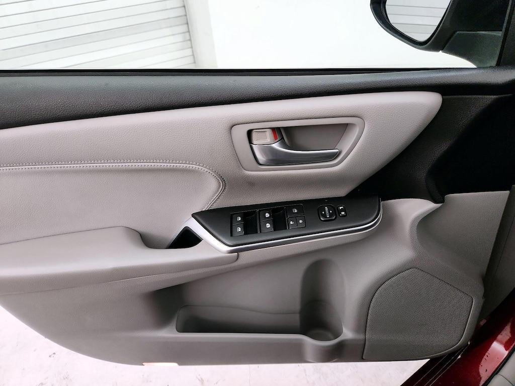 used 2015 Toyota Camry Hybrid car, priced at $15,998