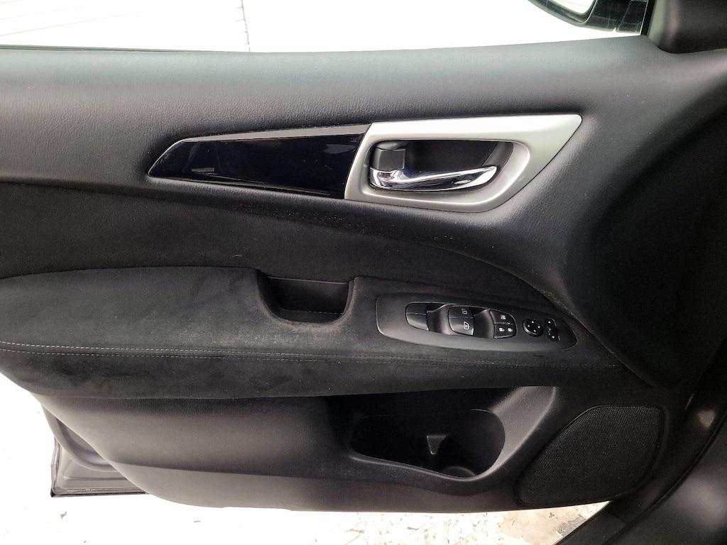 used 2015 Nissan Pathfinder car, priced at $14,998