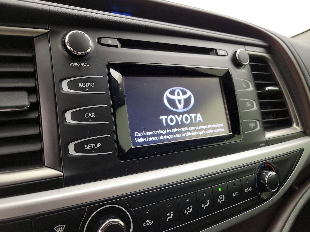 used 2019 Toyota Highlander car, priced at $25,998