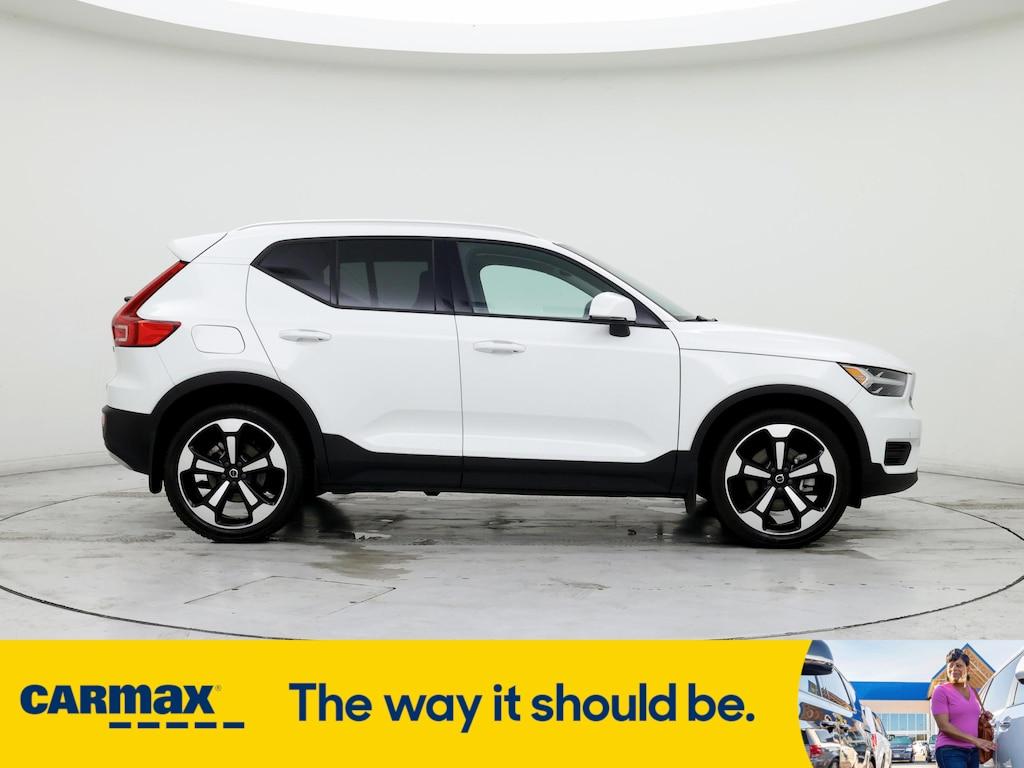used 2020 Volvo XC40 car, priced at $26,998