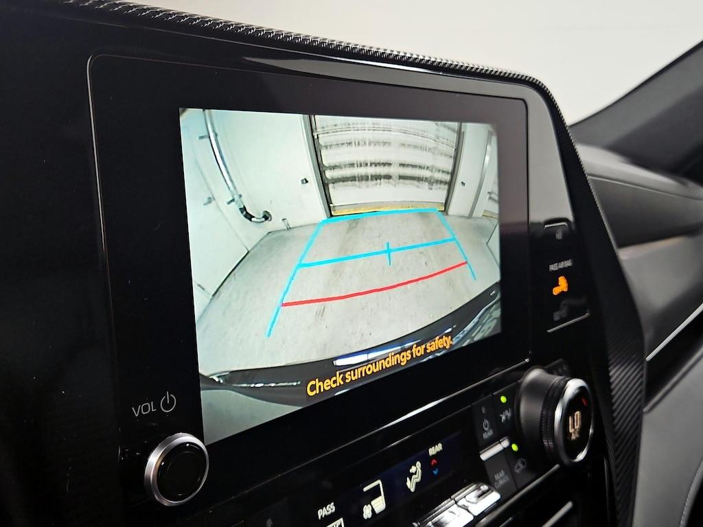 used 2023 Toyota Highlander car, priced at $40,998