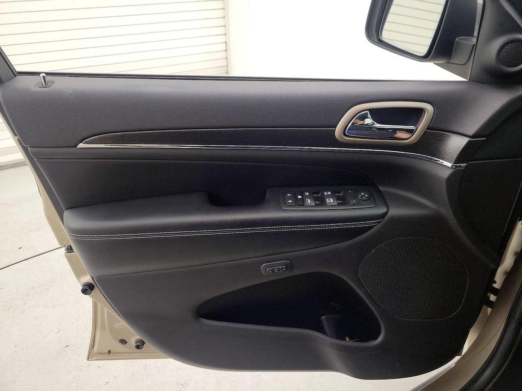 used 2015 Jeep Grand Cherokee car, priced at $15,998