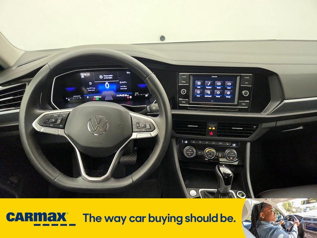 used 2024 Volkswagen Jetta car, priced at $21,998
