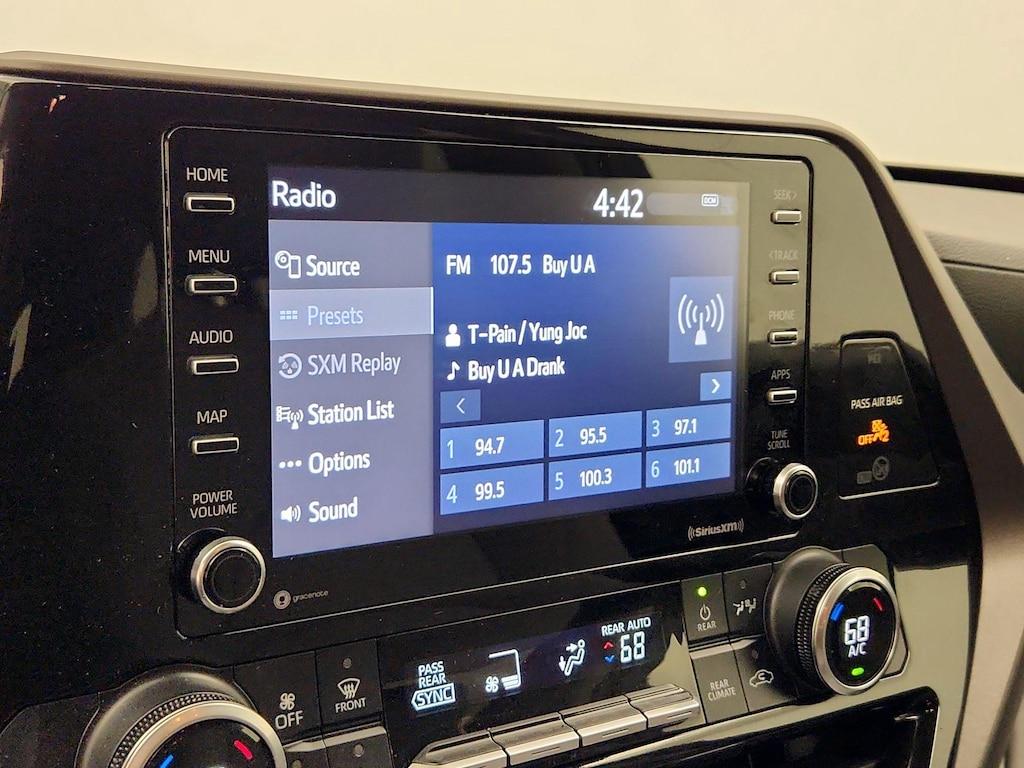 used 2021 Toyota Highlander car, priced at $28,998