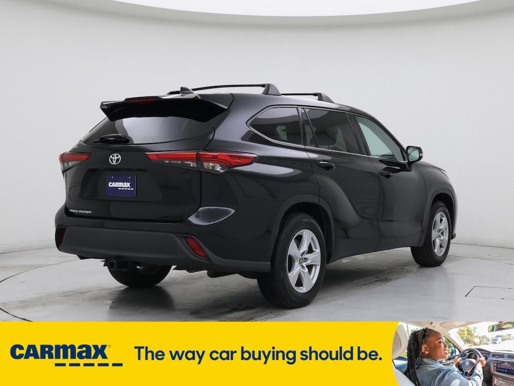 used 2021 Toyota Highlander car, priced at $28,998