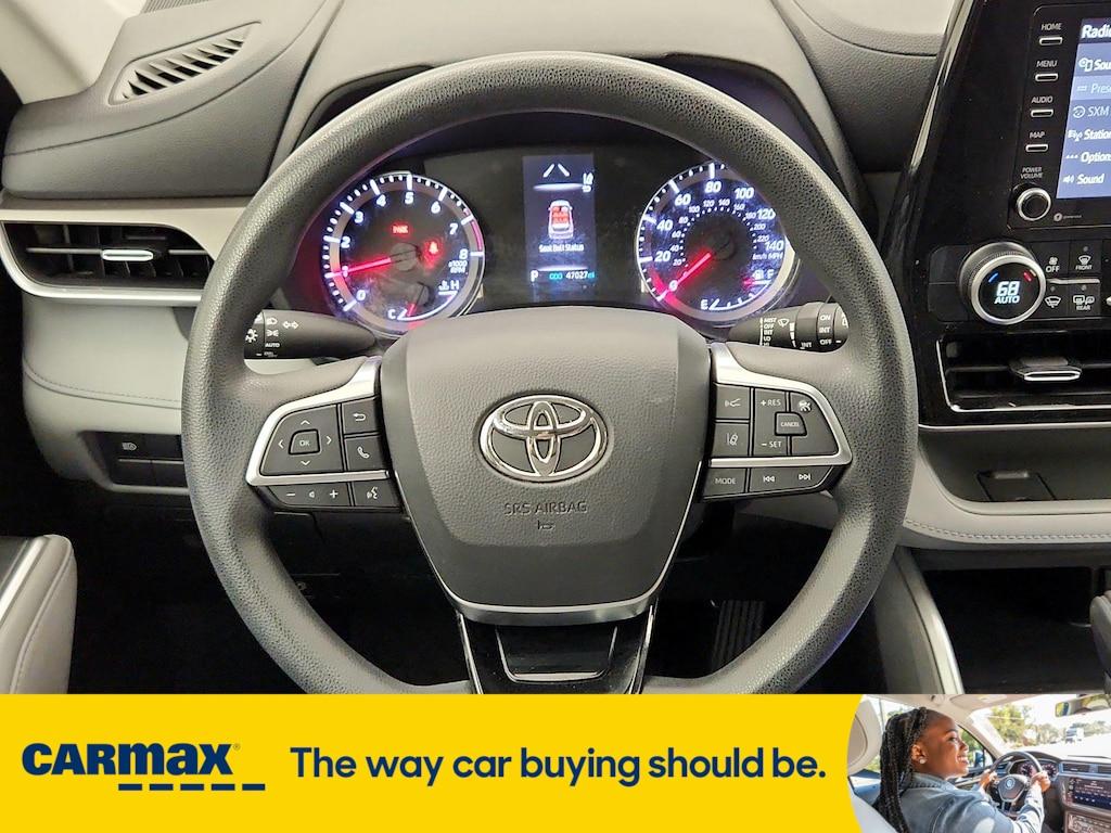 used 2021 Toyota Highlander car, priced at $28,998