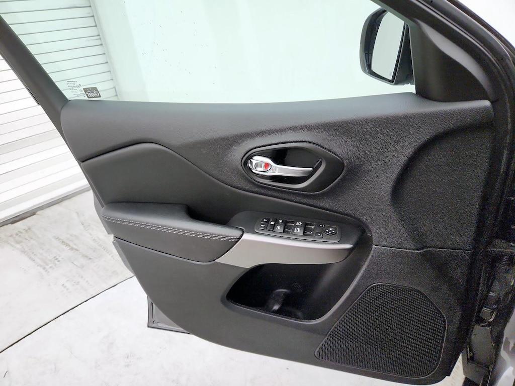 used 2022 Jeep Cherokee car, priced at $22,998