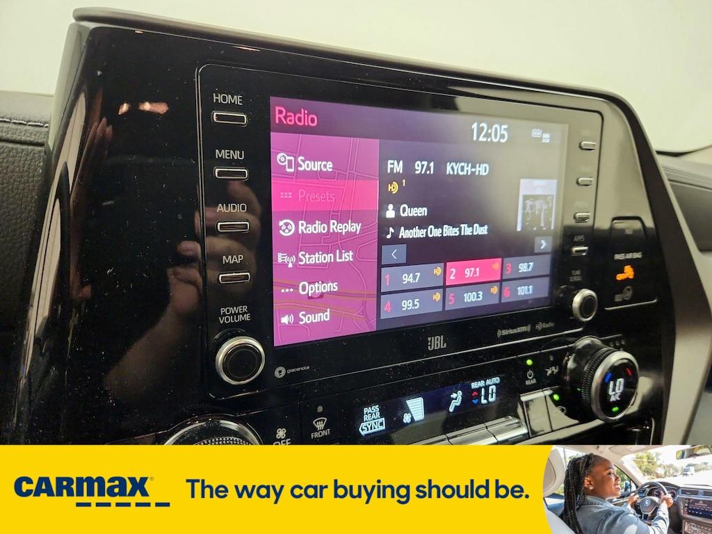 used 2022 Toyota Highlander car, priced at $41,998