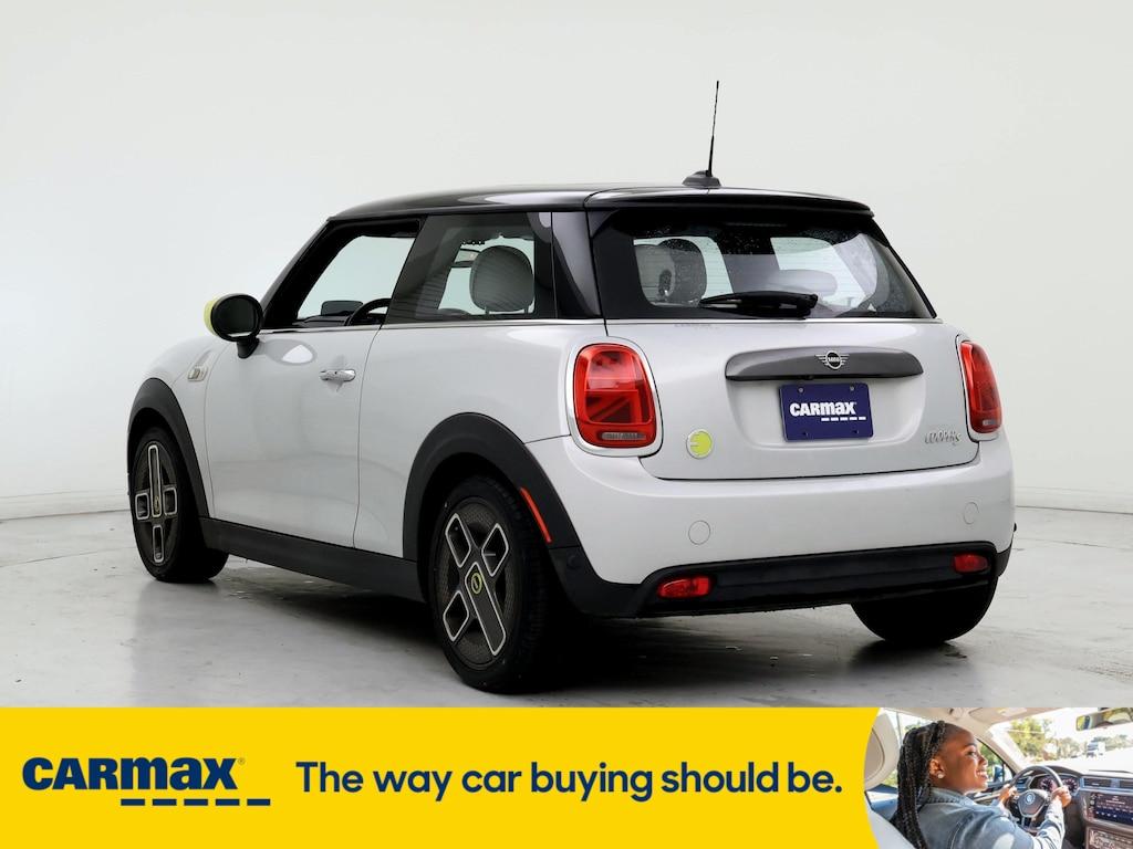 used 2021 MINI SE Hardtop car, priced at $22,998