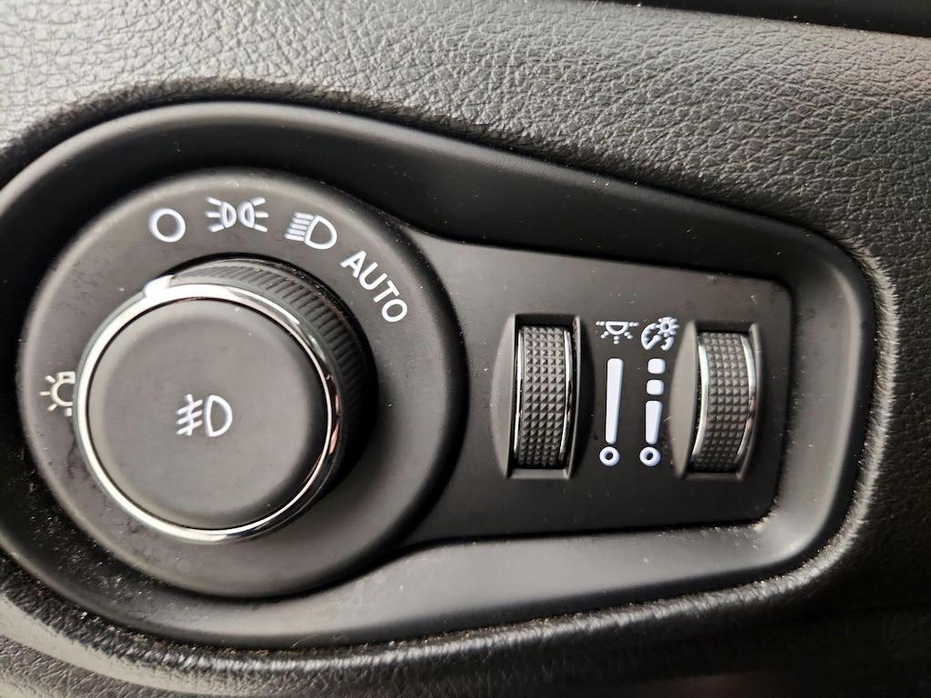used 2022 Jeep Renegade car, priced at $18,998