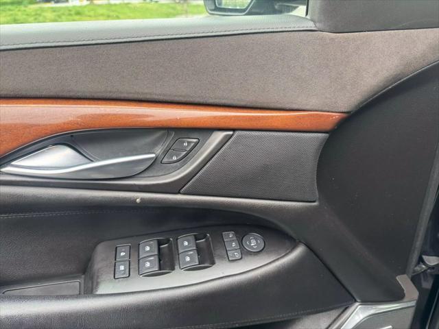 used 2015 Cadillac Escalade car, priced at $18,995