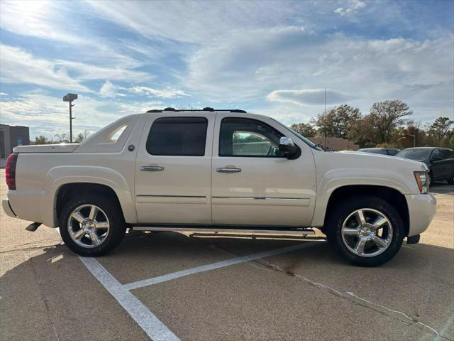 used 2013 Chevrolet Avalanche car, priced at $13,995