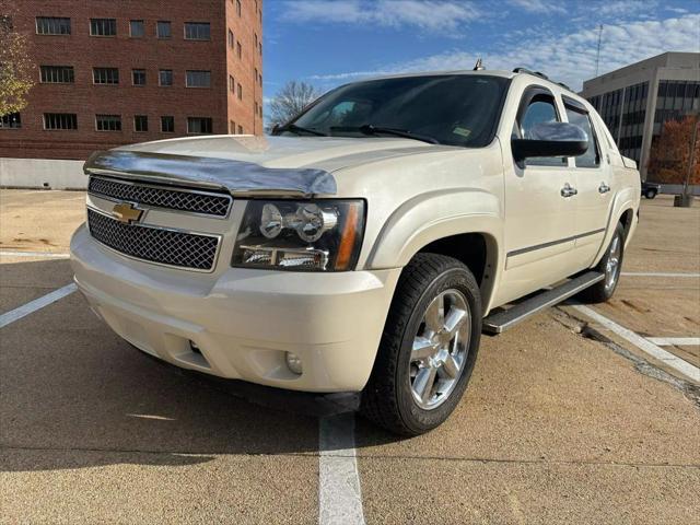 used 2013 Chevrolet Avalanche car, priced at $14,995