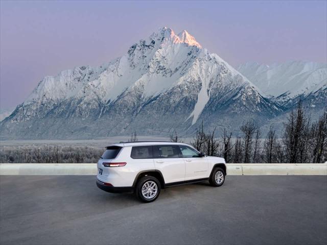 new 2025 Jeep Grand Cherokee L car, priced at $42,172