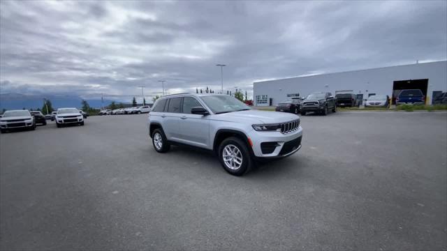 used 2025 Jeep Grand Cherokee car, priced at $39,990
