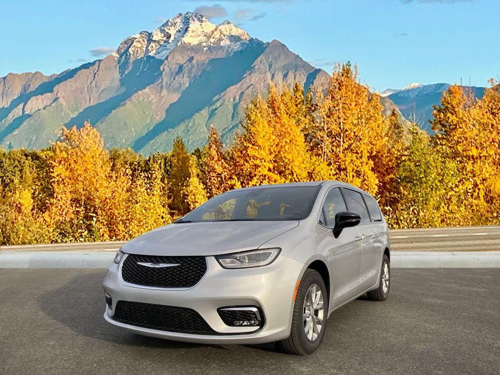 new 2026 Chrysler Pacifica car, priced at $49,370