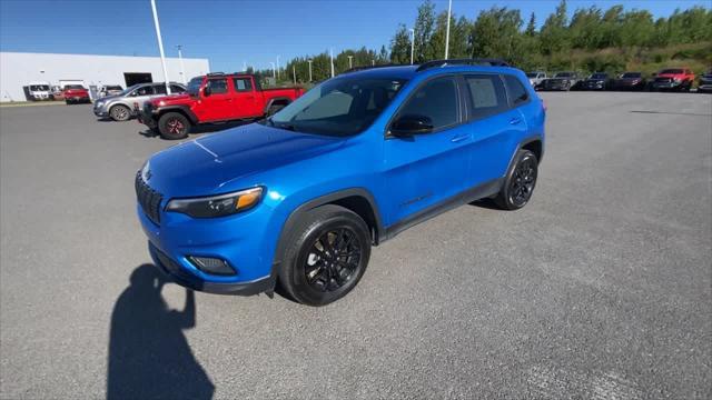 used 2023 Jeep Cherokee car, priced at $25,990