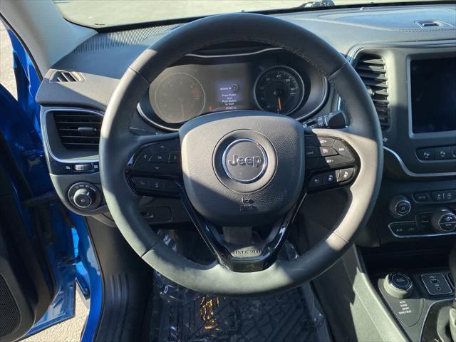 used 2023 Jeep Cherokee car, priced at $25,990