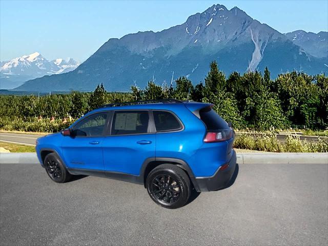 used 2023 Jeep Cherokee car, priced at $25,990