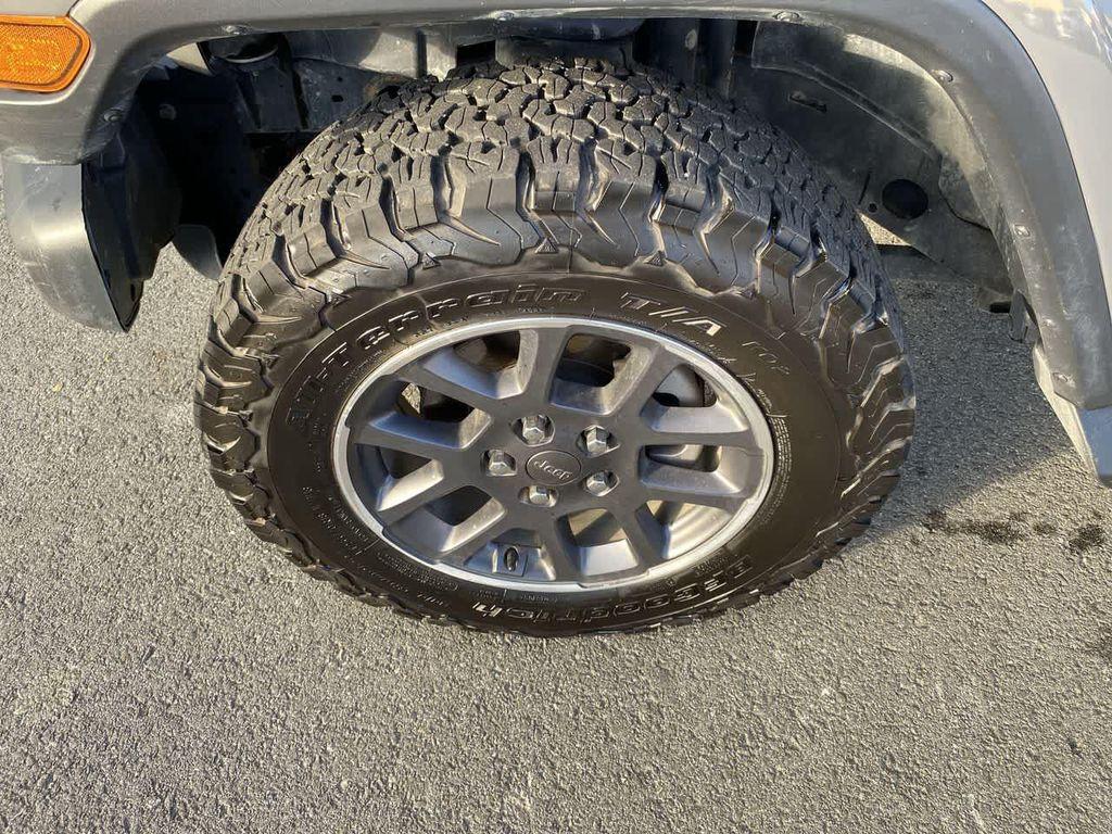 used 2020 Jeep Wrangler Unlimited car, priced at $33,990