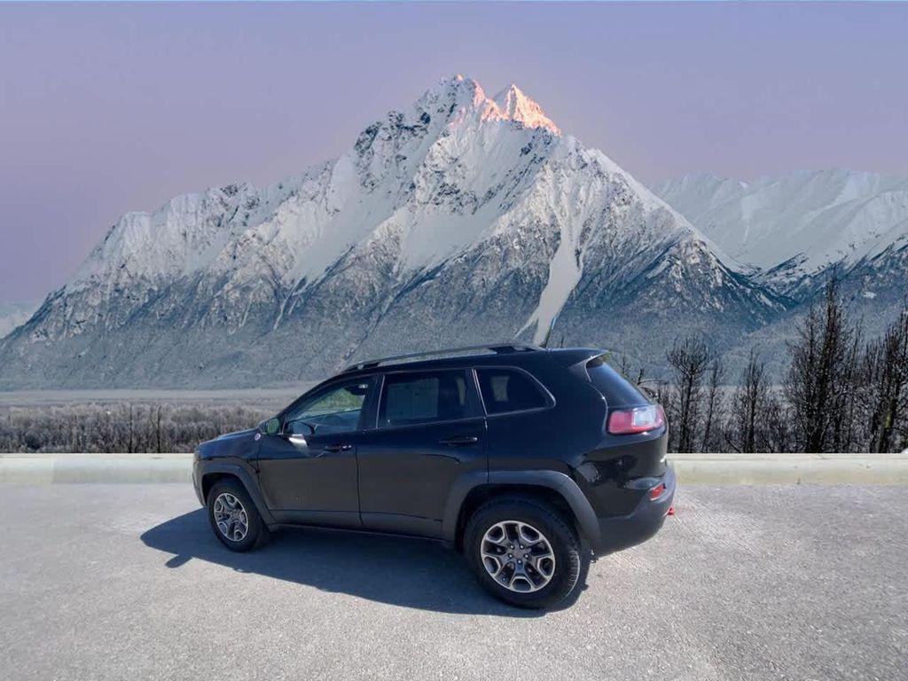 used 2020 Jeep Cherokee car, priced at $20,990