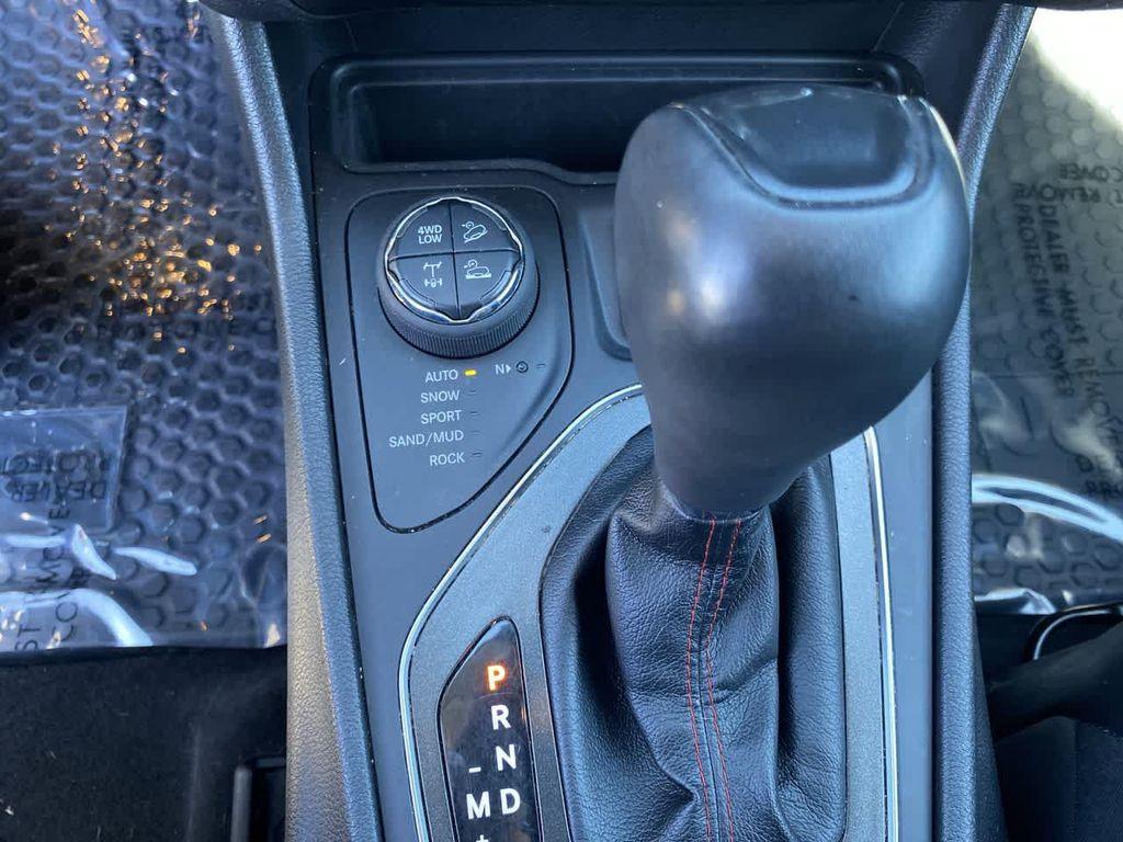 used 2020 Jeep Cherokee car, priced at $25,490