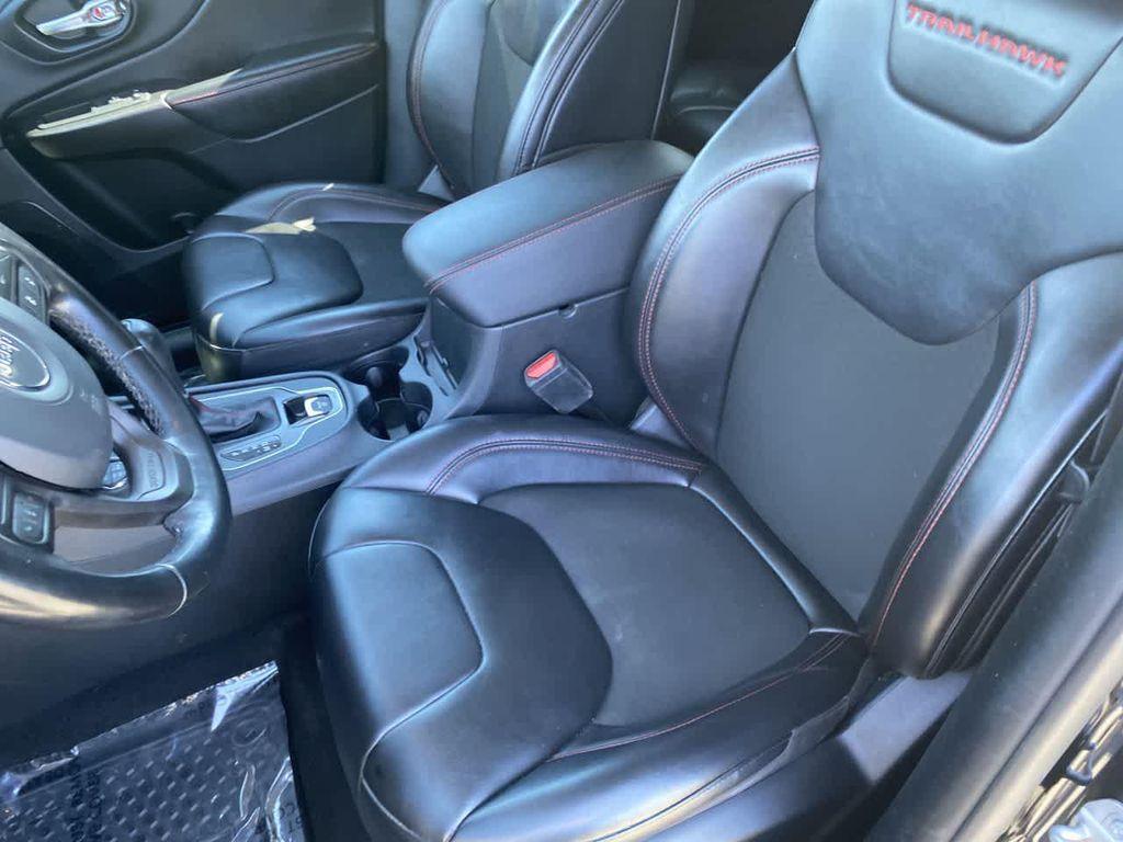 used 2020 Jeep Cherokee car, priced at $25,490